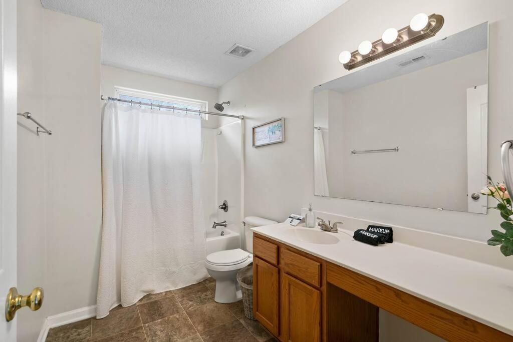 Cozy 4B 2 5B University Home King Beds Jacuzzi Charlotte Exterior foto